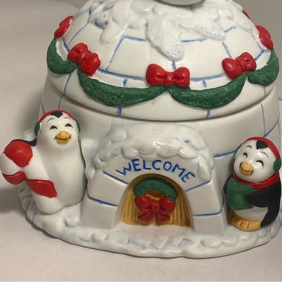 90s FIGIS Penguin Igloo Christmas Dish bowl LOT Salt and Pepper Shaker Vintage - Picture 15 of 16